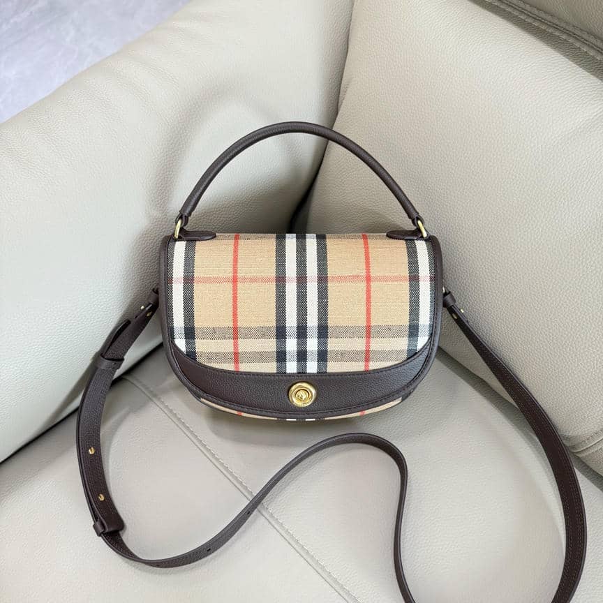 Burberry Bag 152